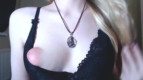 Erica online show from March 21, 4:23 pm