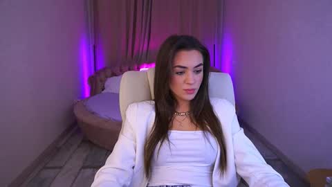 Erica online show from September 25, 7:51 am