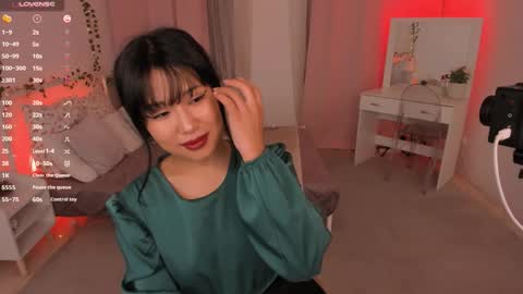 erika_kim online show from November 21, 6:04 am