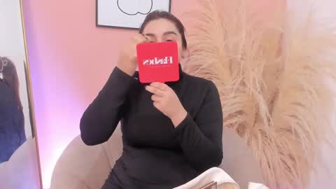 Erika Mendez online show from March 11, 7:03 pm