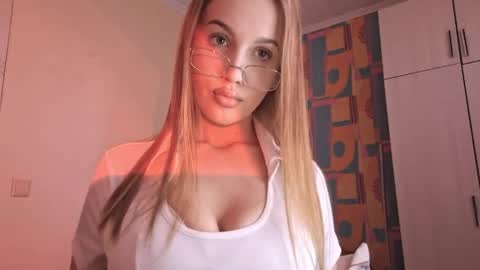 Katrin online show from June 5, 3:51 pm