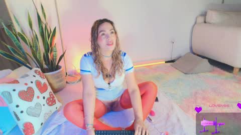 TINY  online show from April 5, 4:11 am