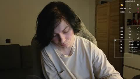 esajukyy online show from February 22, 3:57 pm