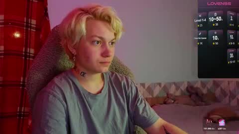 esajukyy online show from March 6, 3:45 pm