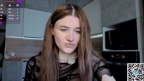 EshleGreen online show from April 21, 7:26 am