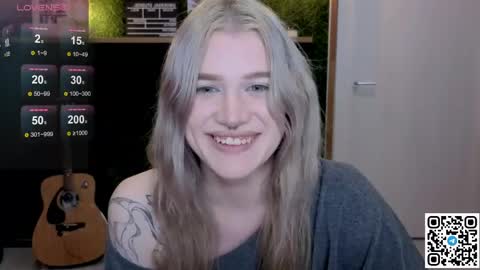 EshleGreen online show from June 8, 10:31 pm