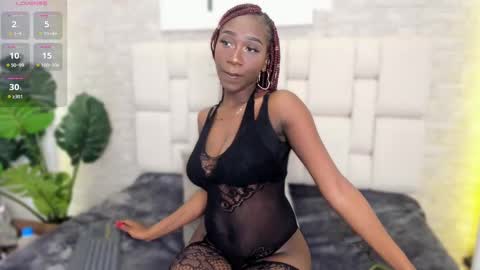 estefany online show from February 26, 11:32 am