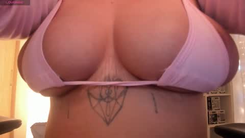 eternalmuse online show from February 16, 9:09 am