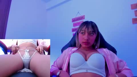 eva1green1 online show from February 7, 12:28 pm