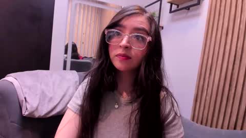 Angelinne online show from October 2, 4:06 am