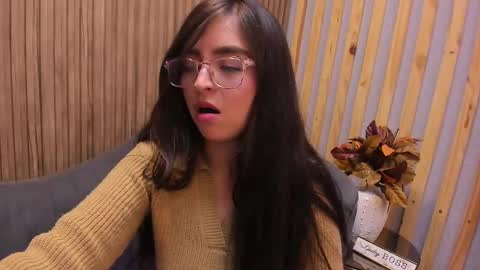 Angelinne online show from February 13, 2:45 am