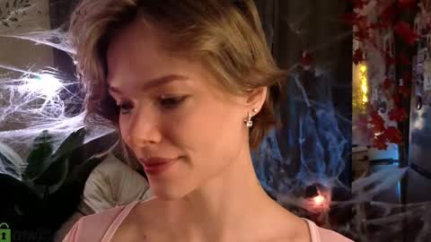 Eva online show from October 29, 4:53 pm