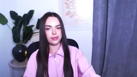 Eva online show from December 3, 6:54 pm