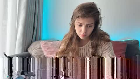 Eva and Simon online show from March 23, 4:18 am