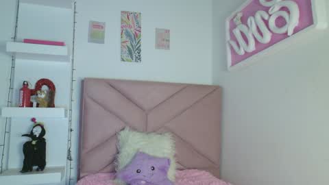 Eva Sin online show from April 1, 11:35 pm