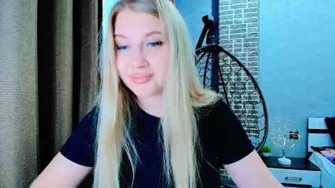 Eva  online show from September 17, 2:20 am