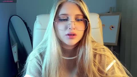 Eva  online show from January 22, 2:26 am