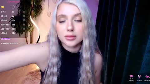 Eva  online show from April 23, 3:47 am