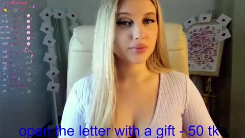 Eva  online show from February 12, 2:14 am