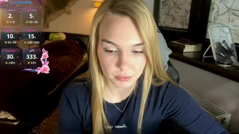 evacarter1 online show from April 9, 3:06 pm