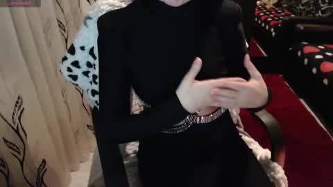 EVADREAM online show from January 15, 10:16 pm