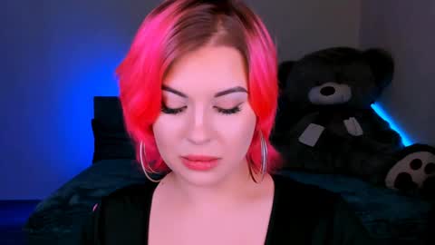 Eva online show from February 5, 11:06 pm