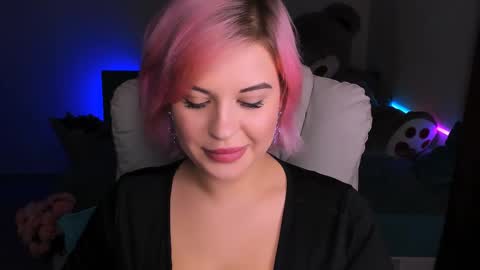 Eva online show from December 18, 11:19 pm