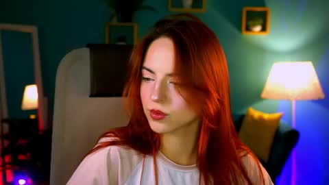 Eva  online show from May 13, 5:30 pm