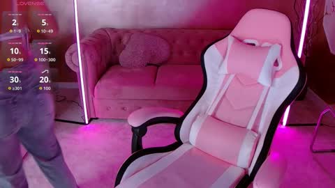 Eva online show from September 24, 4:06 pm