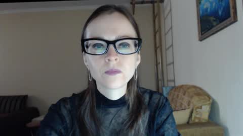 YourMistress online show from February 5, 9:45 am