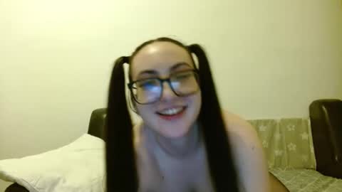 EvaRyde online show from February 18, 5:23 pm