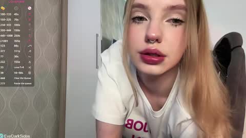 evedarkside online show from April 23, 7:16 am