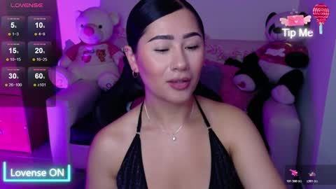 Evelyn online show from November 6, 11:49 am