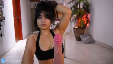 evelyn evelyn online show from February 18, 5:01 pm