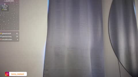 E V E L Y N  online show from January 9, 12:09 pm