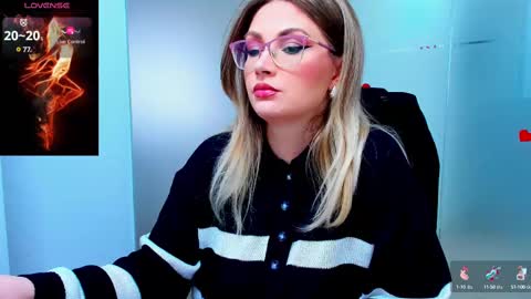 evelyne_rose online show from March 12, 6:07 am