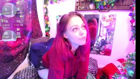 Evie online show from December 14, 10:24 am