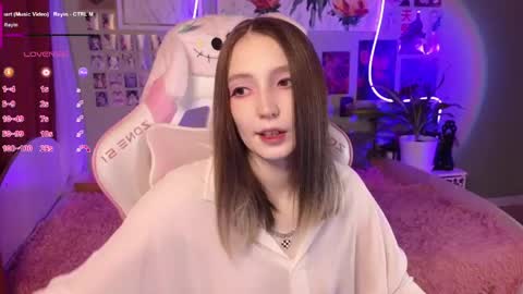 Evie online show from May 10, 10:34 pm