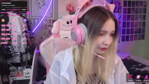 Evie online show from March 3, 7:37 am