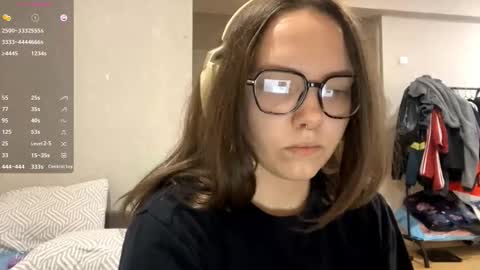 Emilia online show from February 20, 6:26 am