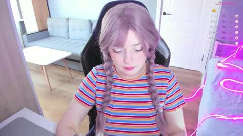  Amy  online show from October 3, 10:20 am