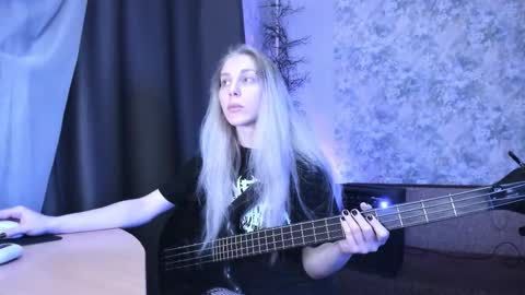 my real name is Irene but Exo is oke too  online show from September 12, 1:50 am