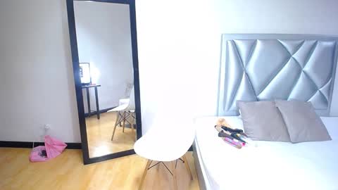 exotic_karmella online show from February 22, 9:10 pm