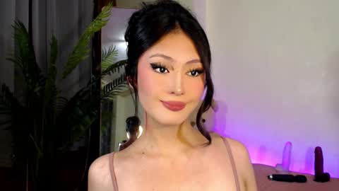 Candy  online show from December 15, 12:49 pm