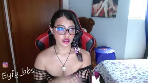 Nadia online show from February 7, 8:53 pm