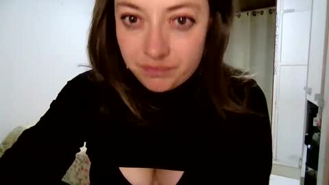 Aimee online show from January 8, 2:25 am