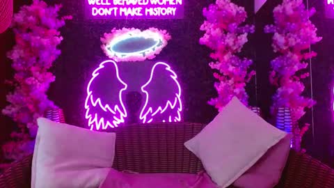 FAIRY online show from March 4, 9:00 pm