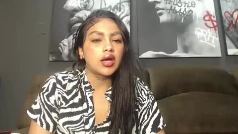 fairylatin online show from October 25, 12:02 pm