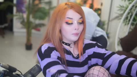 faith_chan online show from January 7, 1:38 am