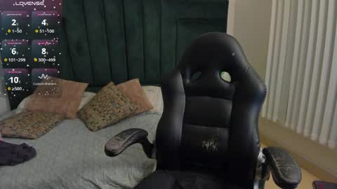 Faloon online show from April 1, 11:35 pm